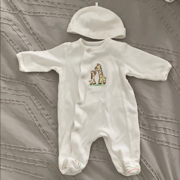Little Me Giraffe Footie Pajama Newborn size - Picture 1 of 4